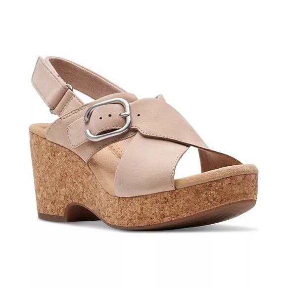 EUC Clarks Giselle‎ Dove Wedge Sandals Hook & Loop Slingback Cork 11 Beige Tan - Picture 1 of 10